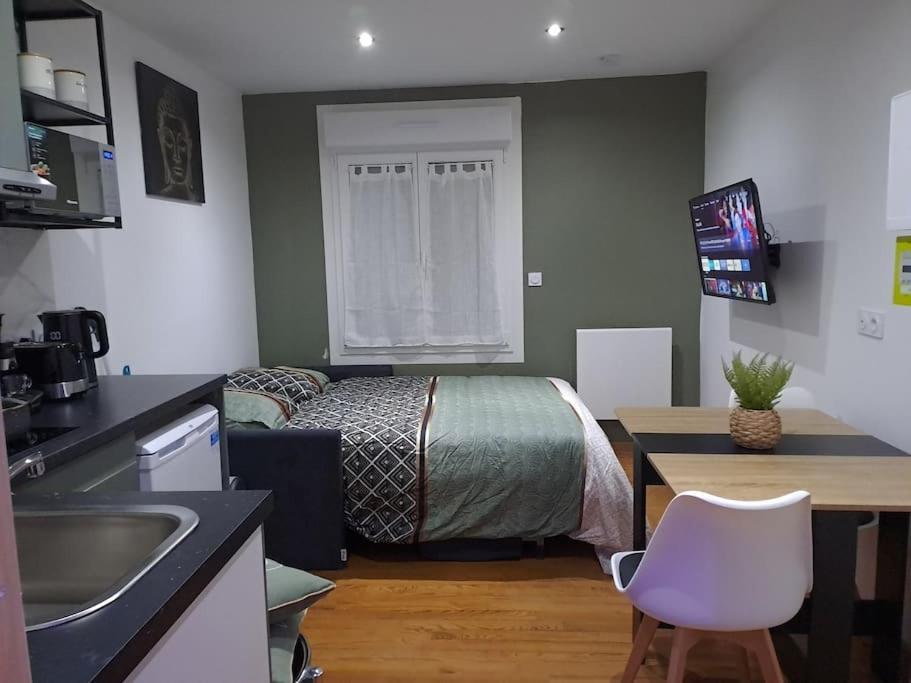 Ferienwohnung T2 Jacky Ic. /Moto / Circuit 24H / Oasis /Antares Le Mans Exterior foto