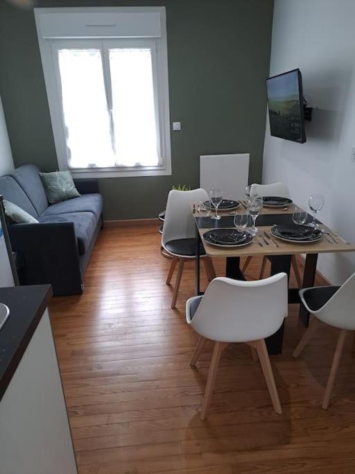 Ferienwohnung T2 Jacky Ic. /Moto / Circuit 24H / Oasis /Antares Le Mans Exterior foto